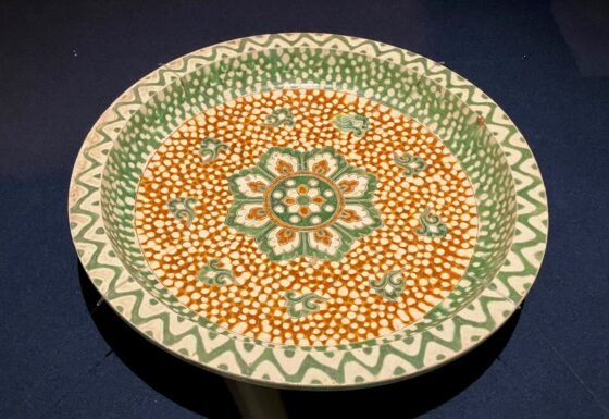 明時代五彩お皿 明時代五彩お皿 開幕】「中国陶磁の色彩ー