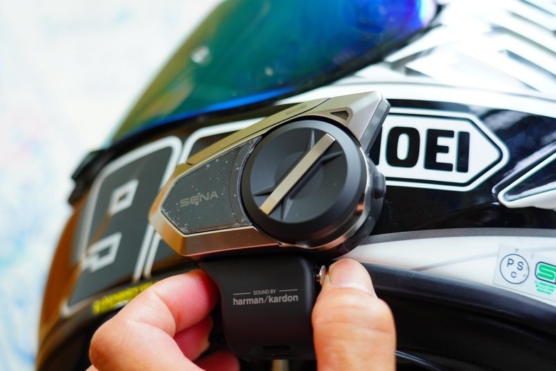 本体のみ】SENA 50S ヘルメットインカム本体+おまけ hqdefault.jpg