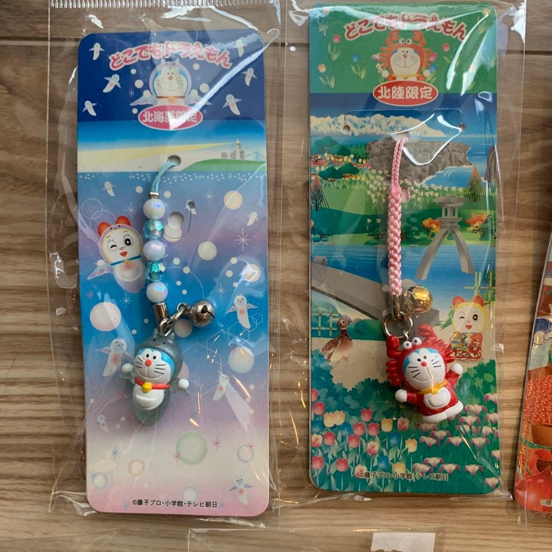 どこでもドラえもん　ご当地ストラップ　根付け　キーホルダー　31種類32個セット