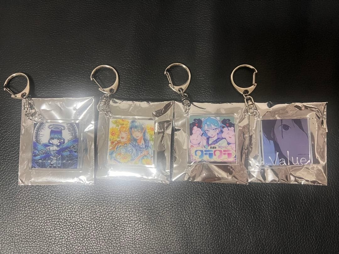 バラ売りまとめ表示】 Ado『残夢』POP ジャケットアクリルキーホルダー