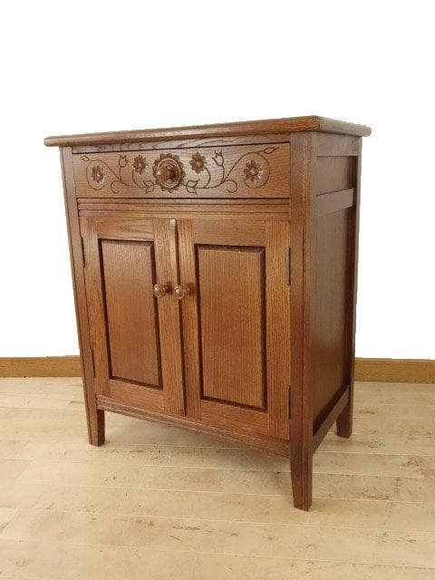 勇峰工芸（新）　雅　花柄キャビネット　ナラ材家具　北海道手作り家具 勇峰工芸（新） 雅 花柄キャビネット ナラ材家具 北海道手作り家具