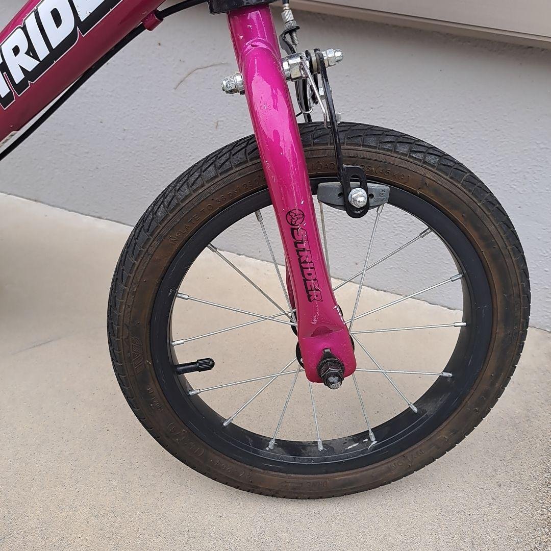 ストライダー 14x フューシャー ピンク 変身バイク
